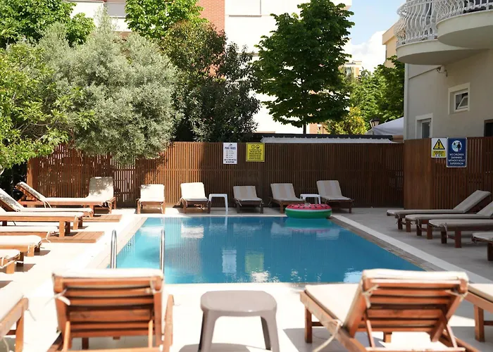 Marika 4* Golem (Tirana)